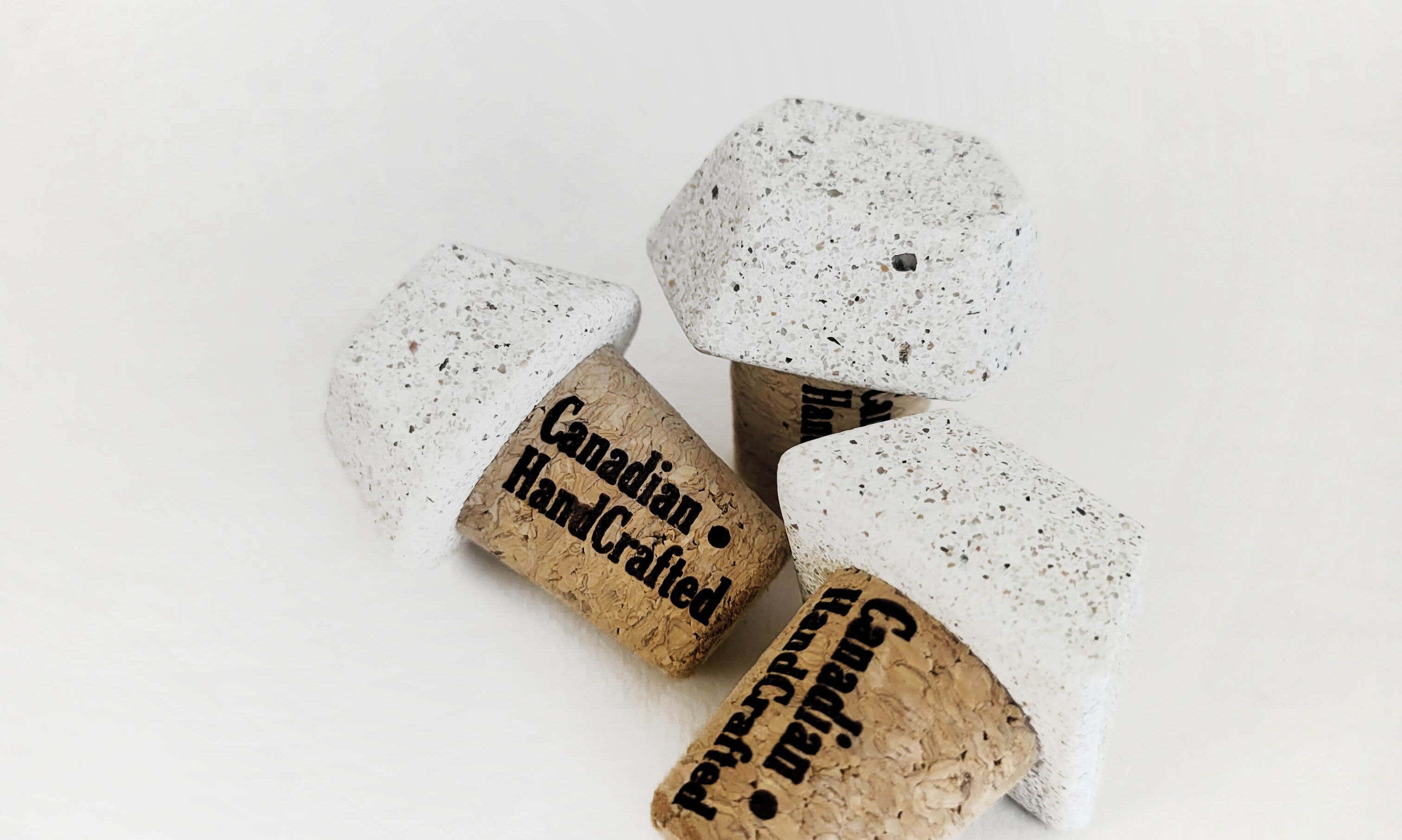 Custom Engraved Stone Wine Stopper Corks: Personalized Gifts for Wine Enthusiasts