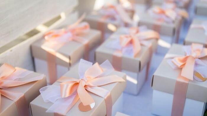 Exquisite Wedding Favor Boxes - Soft Pink Ribbon Bow