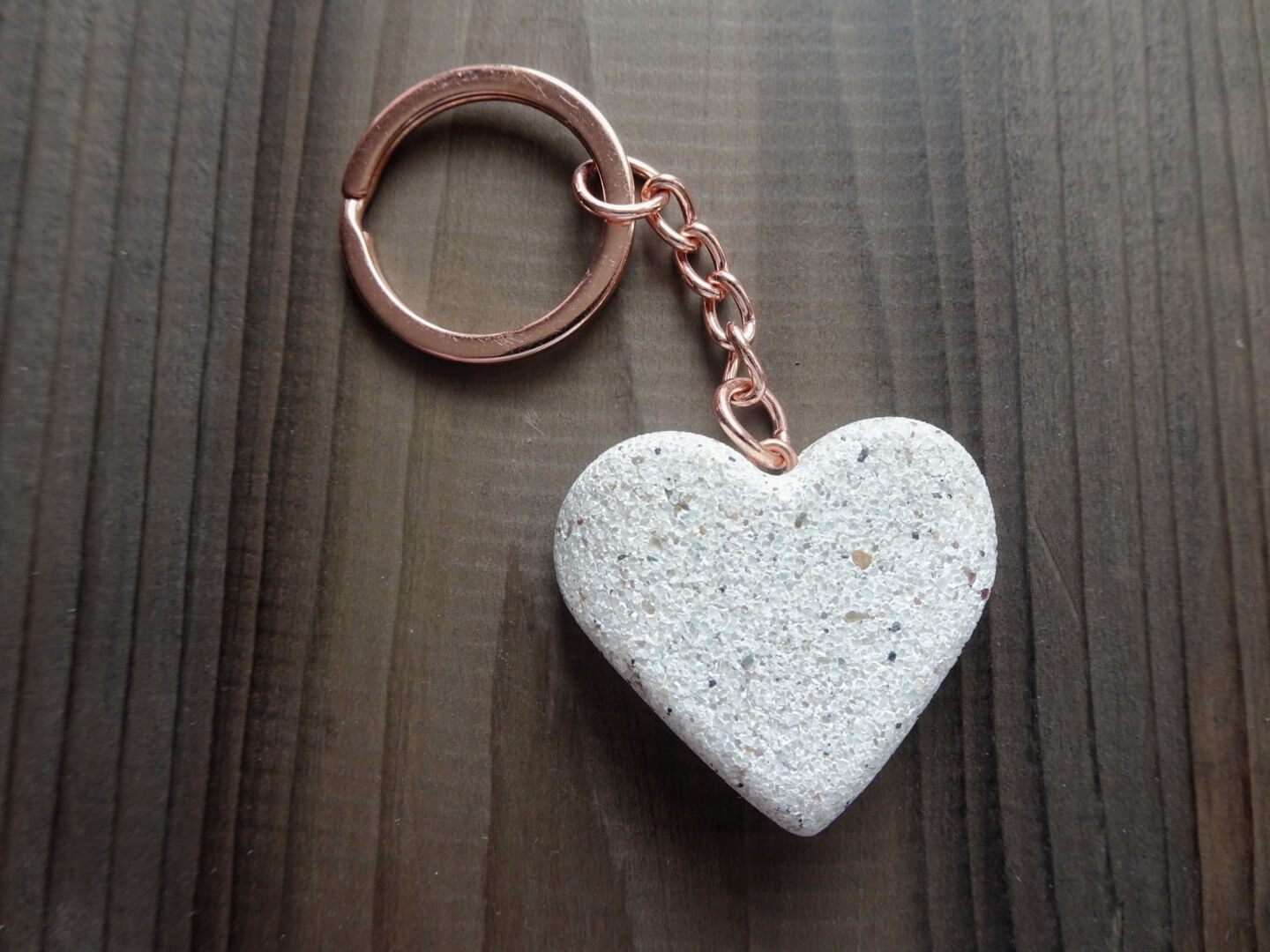 White-Stone-Heart-Shaped-Keychain.jpg