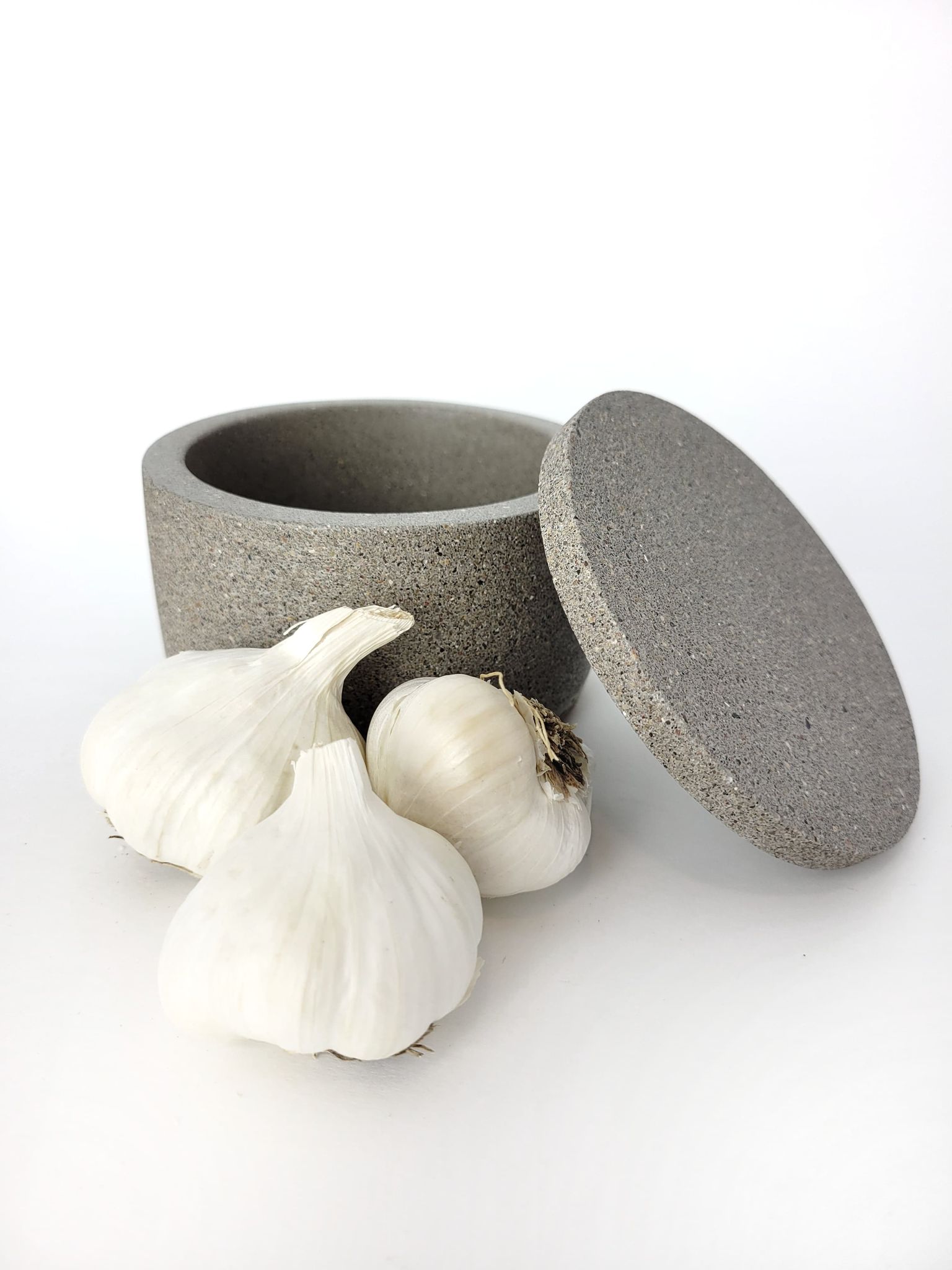 Sandstone Garlic Saver Bowl with Lid